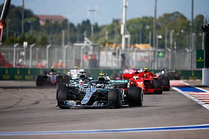 Windschatten und Bremsklotz: So hat Bottas Hamilton geholfen