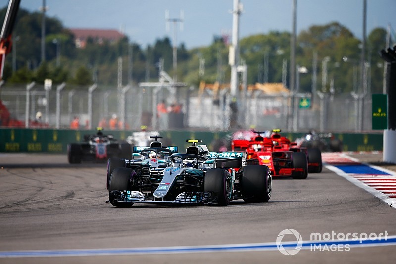 Windschatten und Bremsklotz: So hat Bottas Hamilton geholfen
