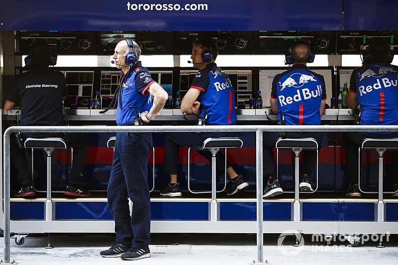A Toro Rosso csapatfőnöke szerint elkényelmesedett a mai generáció