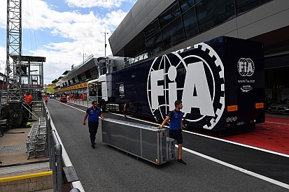 Az FIA kiadta a végleges 2019-es F1-es versenynaptárat: decemberi futam!