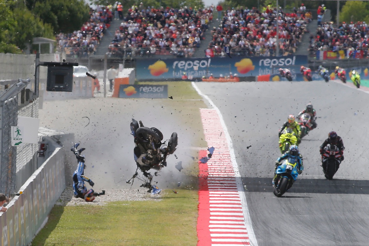 "O mundo da MotoGP teve muita sorte em Barcelona": Marc Márquez reage aos acidentes de Álex e Zarco