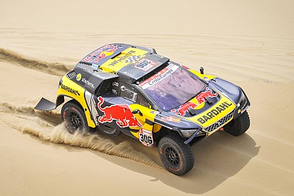 Autos, étape 2 - Loeb s'impose sur le fil, alerte pour Peterhansel