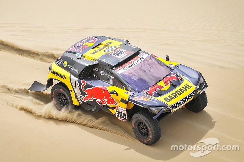 Autos, étape 2 - Loeb s'impose sur le fil, alerte pour Peterhansel