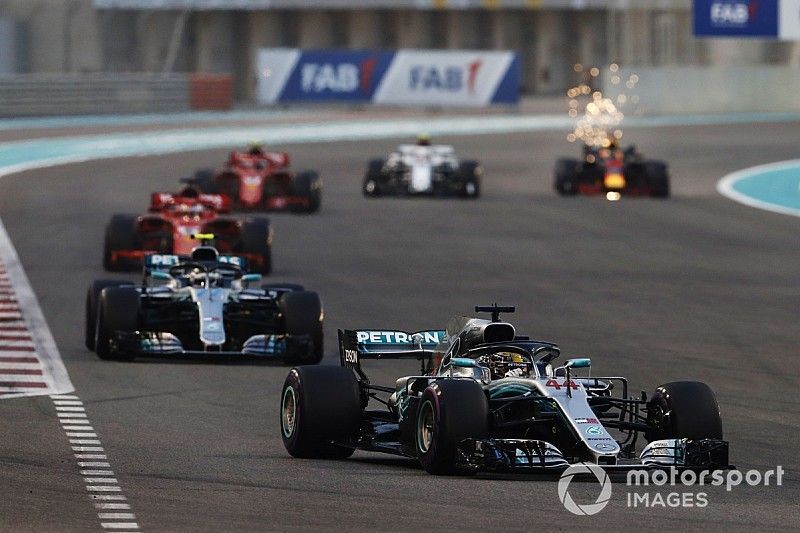 Lewis Hamilton, Mercedes AMG F1 W09 EQ Power+,  Valtteri Bottas, Mercedes AMG F1 W09 EQ Power+, Sebastian Vettel, Ferrari SF71H, Kimi Raikkonen, Ferrari SF71H, Charles Leclerc, Sauber C37, y Daniel Ricciardo, Red Bull Racing RB14