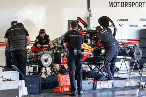 Porsche y BMW, preocupados por problemas de alta tensión en Daytona