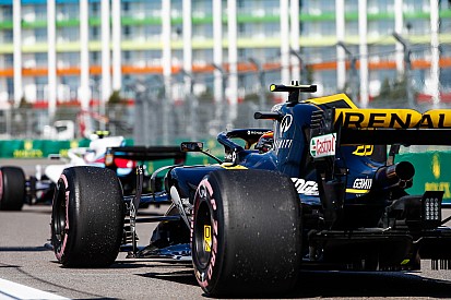 Renault: F1 motor yarışında Mercedes ve Ferrari'nin arkasında kaldık