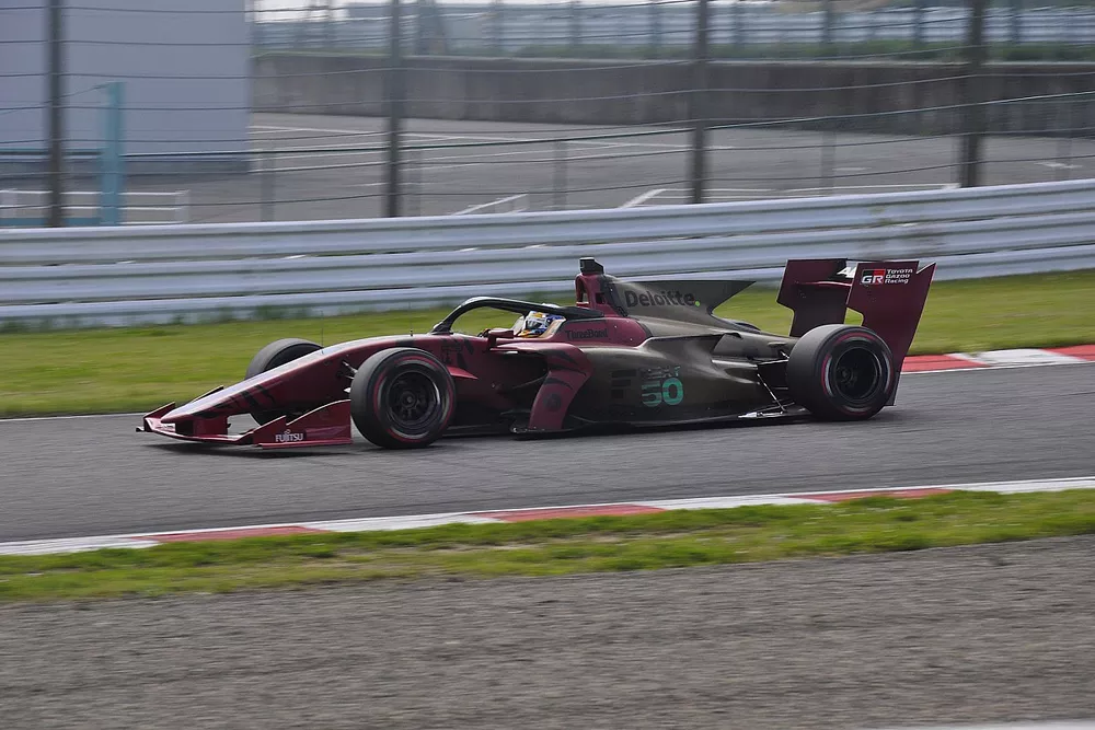 SF19 development car