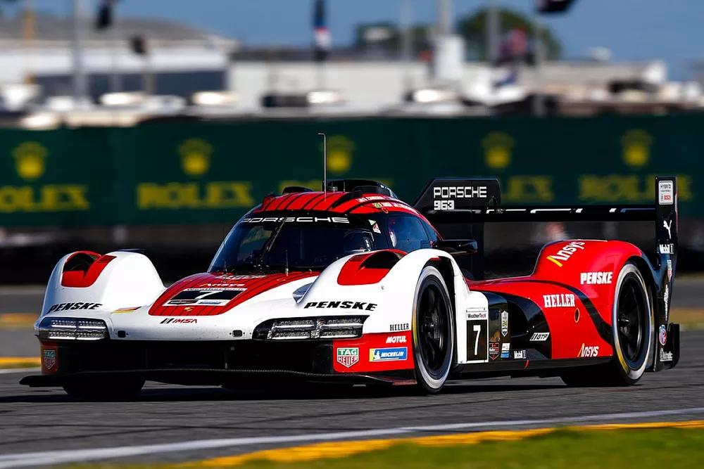 #7 Porsche Penske Motorsport Porsche 963: Dane Cameron, Felipe Nasr, Matt Campbell, Josef Newgarden