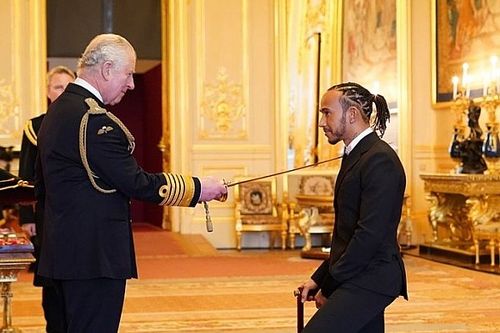 Hamilton z brytyjskim tytułem szlacheckim