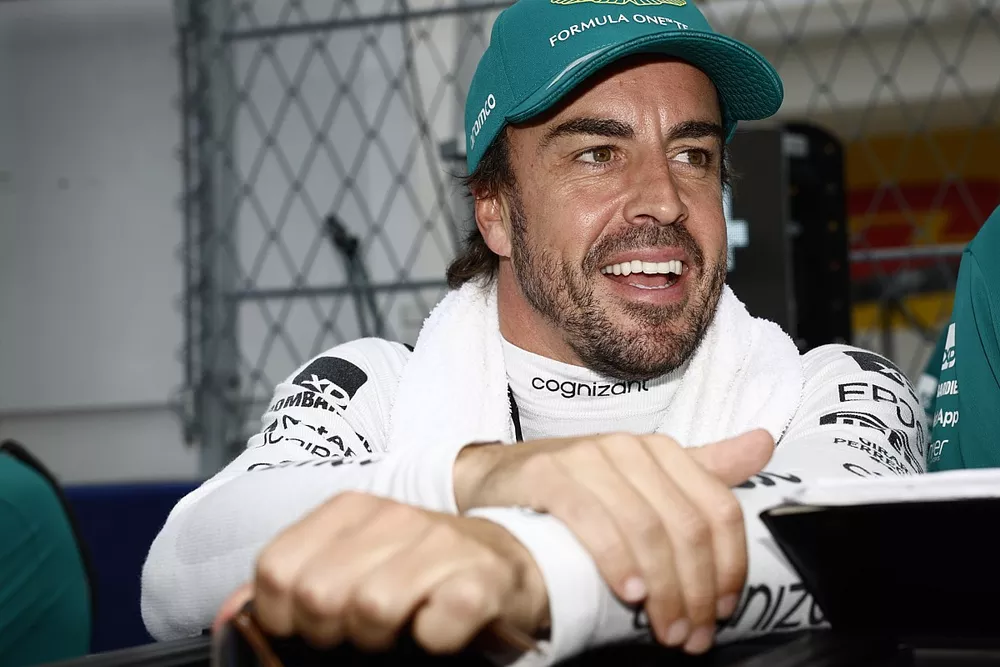 Fernando Alonso, Aston Martin F1 Team