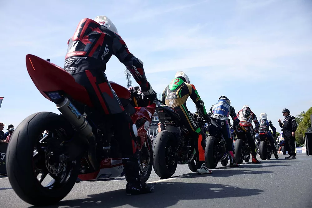 Start TT