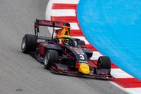 Lindblad wygrywa wieczorny chaos