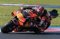 Vi&ntilde;ales: "Acabar la sprint es una buena se&ntilde;al; pero ahora mismo soy un pasajero"