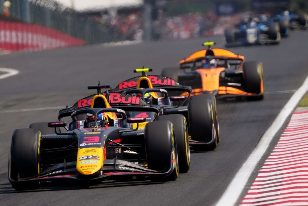 Josep Maria Marti, Campos Racing, Arvid Lindblad, Campos Racing, Alex Dunne, Rodin Motorsport