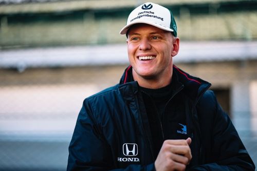 Mick Schumacher correr&aacute; pela RLL na temporada 2026 da Indy