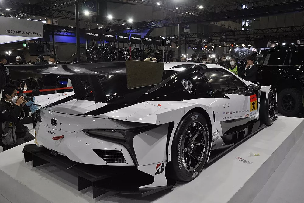 aprが語る、スーパーGT新車両のベースにLC500hを選んだ理由。重量配分