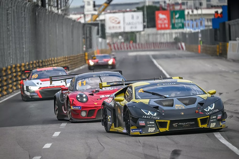 #4 Phantom Pro Racing Lamborghini Hurac&aacute;n GT3: Evoling Kang