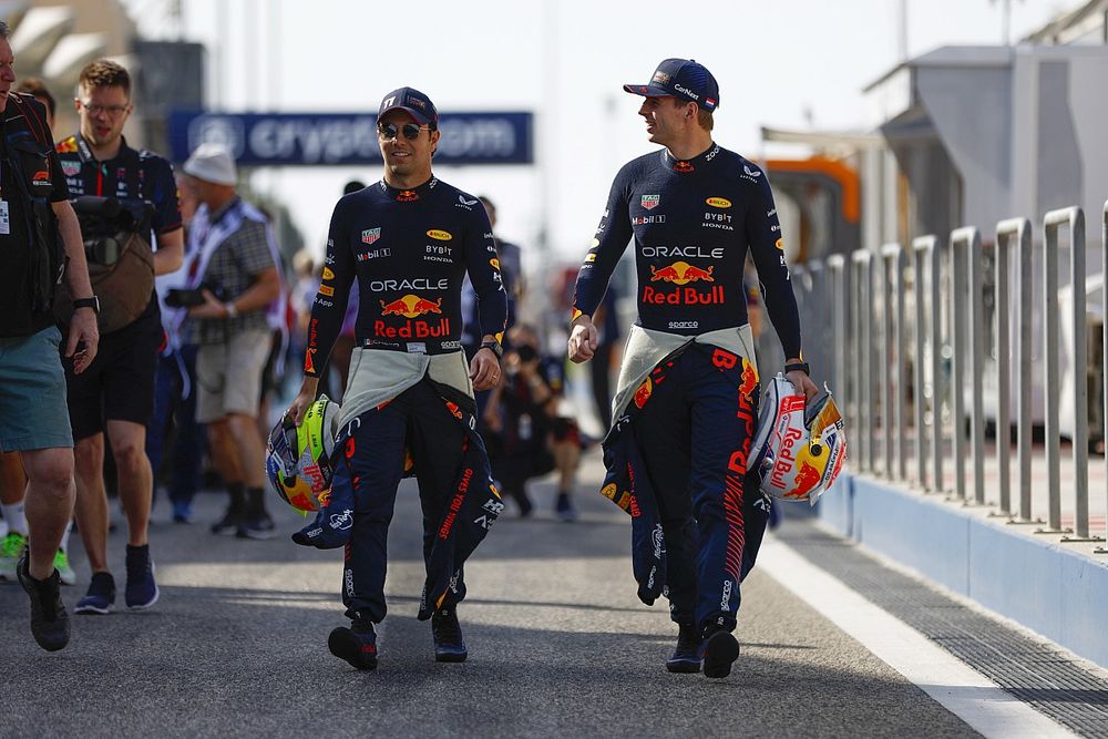 Sergio Pérez, Red Bull Racing, con Max Verstappen, Red Bull Racing 