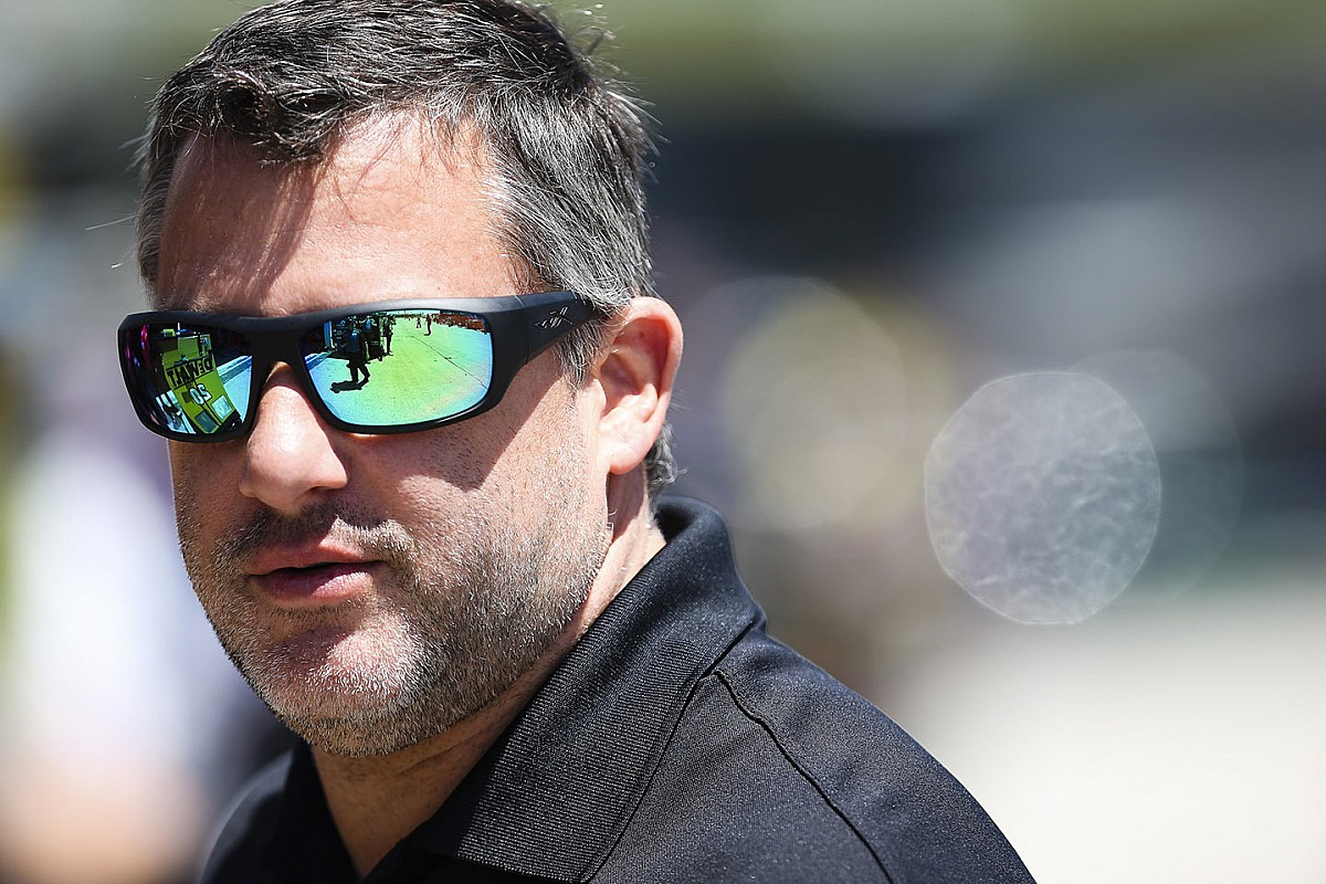 Wrongful death lawsuit against Tony Stewart officially dismissed