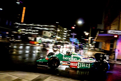 Des F1 prennent la piste par surprise à Adélaïde !