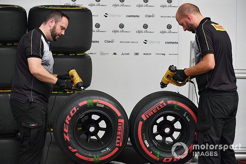 Ingenieros de Pirelli y neumáticos Pirelli