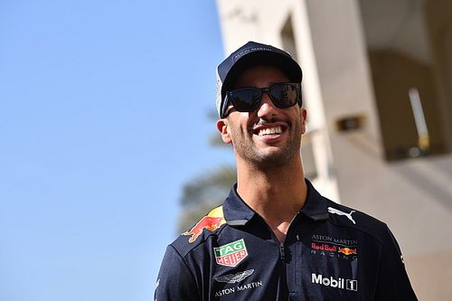 Ricciardo ser&aacute; tercer piloto de Red Bull en la F1 2023, o tal vez no 