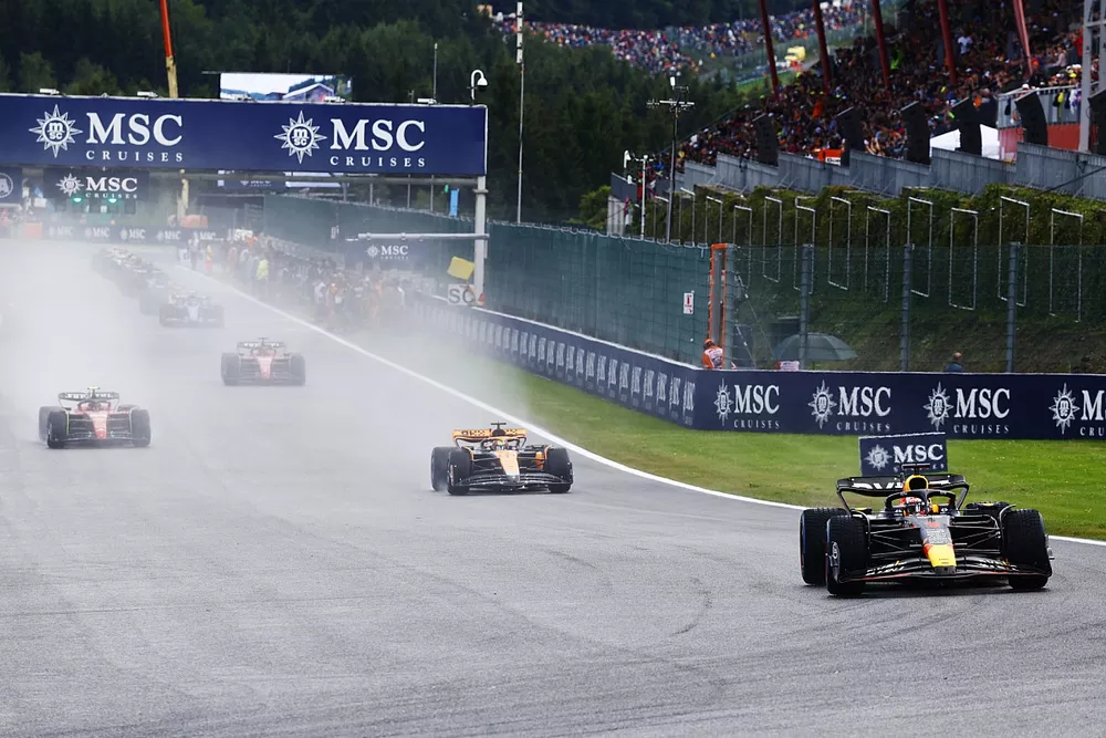 Max Verstappen, Red Bull Racing RB19, Oscar Piastri, McLaren MCL60, Carlos Sainz, Ferrari SF-23, Charles Leclerc, Ferrari SF-23