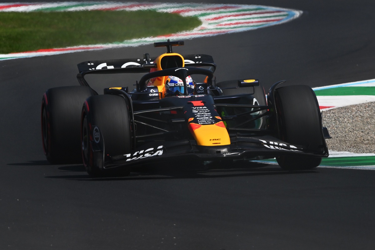 F1 Italian GP: Verstappen pips McLaren to surprise pole at Monza