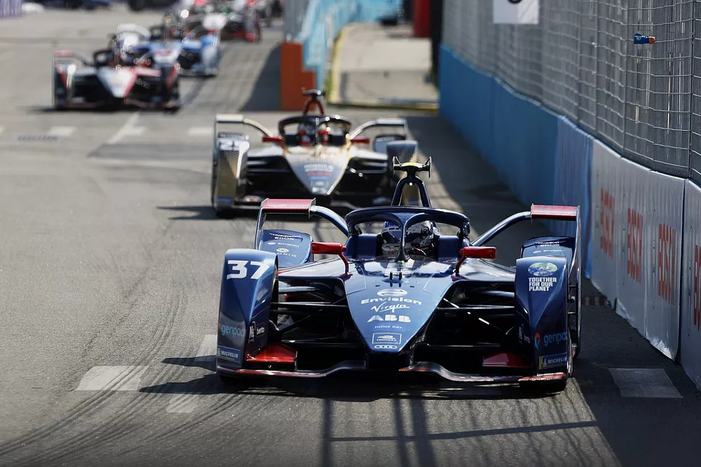 Nick Cassidy, Envision Virgin Racing, Audi e-tron FE07, Jean-Eric Vergne, DS Techeetah, DS E-Tense FE21
