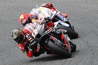 Vi&ntilde;ales, condenado en Mugello por falta de agarre en la Aprilia