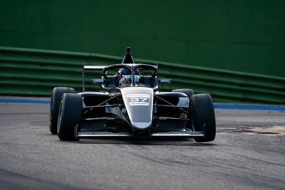 Kacper Sztuka, US Racing