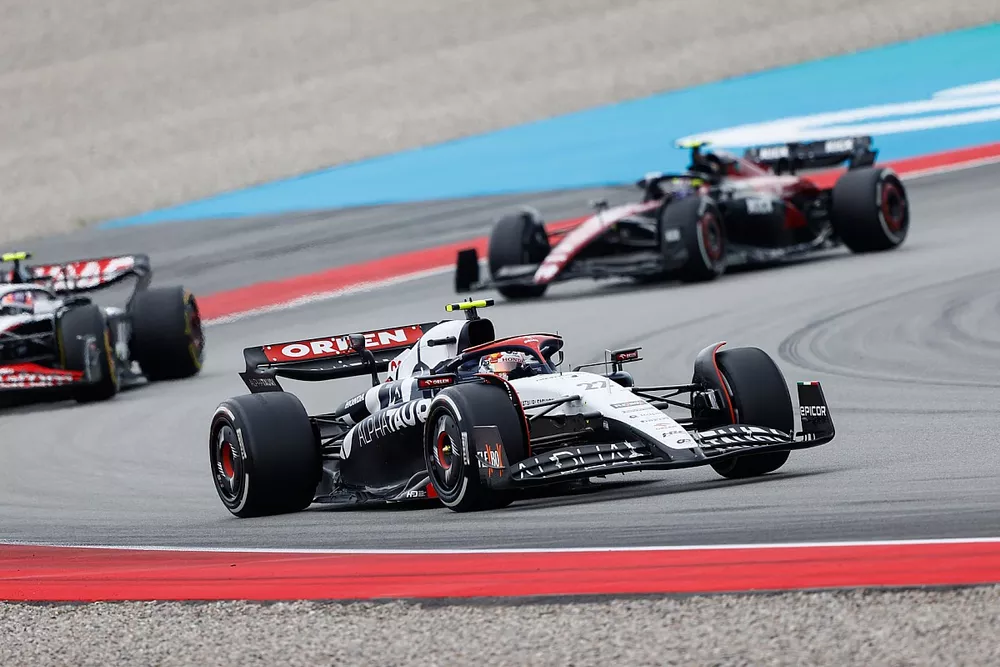 Yuki Tsunoda, AlphaTauri AT04, Nico Hulkenberg, Haas VF-23, Zhou Guanyu, Alfa Romeo C43