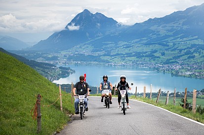 Mit Tempo 30km/h quer durch die Postkarten-Idylle der Zentralschweiz
