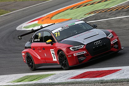 Enrico Bettera con l'Audi di Pit Lane Competizioni per il 2018