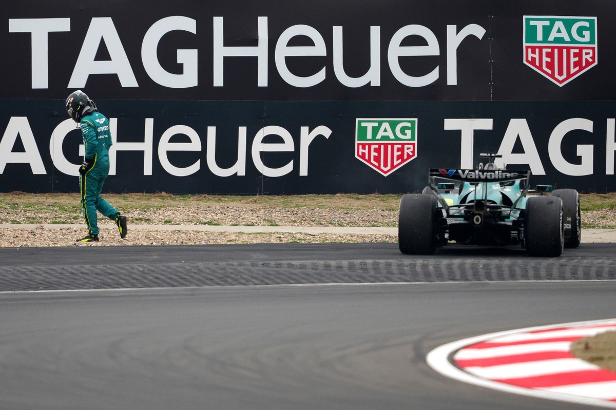 Aston y Honda quieren acabar la carrera en Japón, pero las vibraciones preocupan