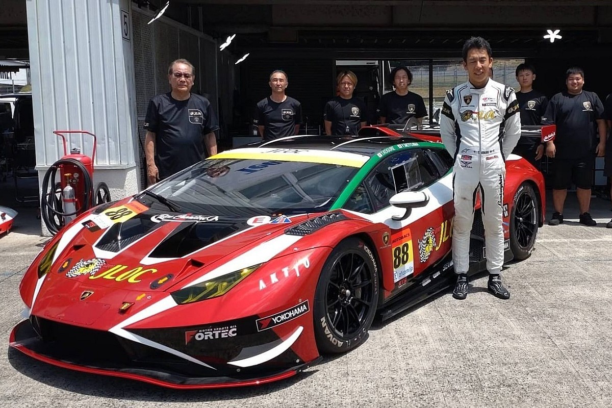 JLOC shakes down Huracan Evo2 ahead of car's SUPER GT debut