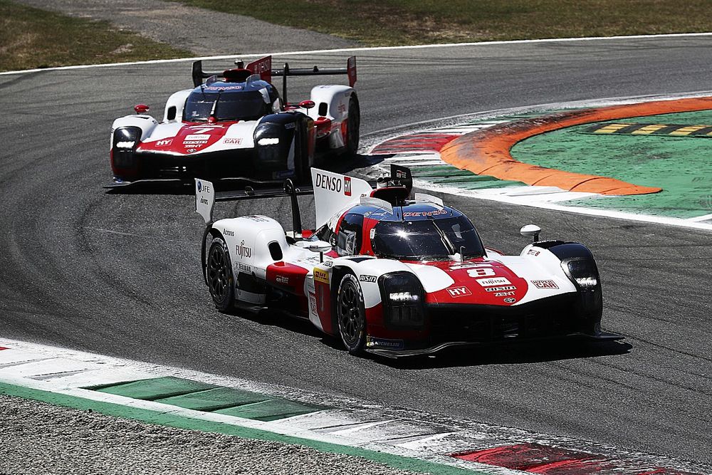 #8 Toyota Gazoo Racing Toyota GR010 - Híbrido de Sebastien Buemi, Brendon Hartley, Ryo Hirakawa