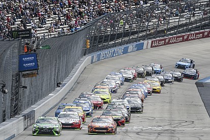 NASCAR drivers pushed for 2019 driver-aid ban