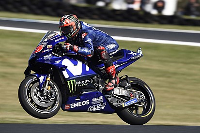 Viñales quiere vencer a Rossi en pos del tercer lugar