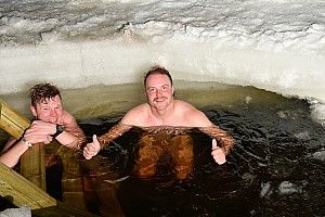 Фото дня: Боттас искупался в ледяной воде