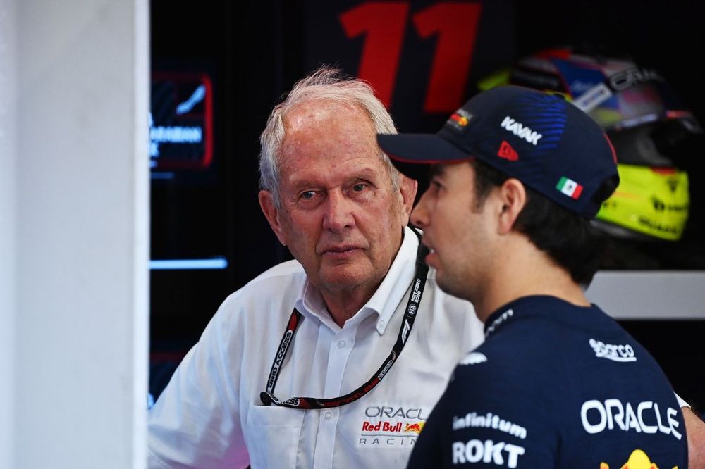 Sergio Perez, Red Bull Racing, with Helmut Marko, Consultant, Red Bull Racing