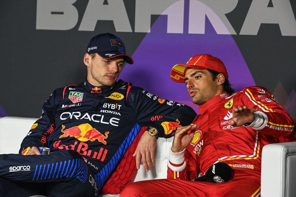 Max Verstappen, Red Bull Racing, Carlos Sainz, Scuderia Ferrari,, hablan en la rueda de prensa