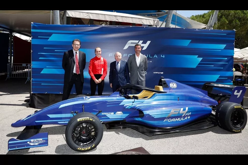 Nuova monoposto second-generation di Formula 4 