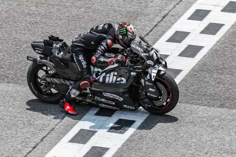 Marco Bezzecchi, Aprilia Racing