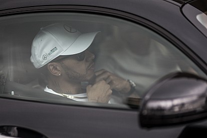 Hamilton, Bottas'ın yardımına ihtiyaç duymamayı umuyor