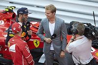 Rosberg aconseja a Ricciardo cambiar Red Bull por Ferrari