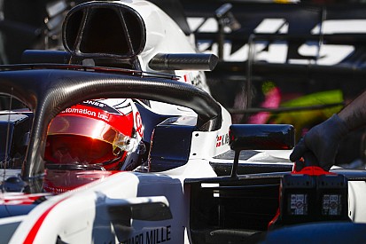 Magnussen dice que los pilotos a veces están "a ciegas" por culpa de los espejos