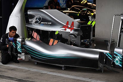 Hamilton espera que atualizações "assustem" rivais