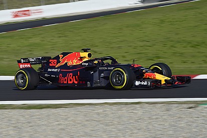 Wolff: Red Bull "stratejik hata" yapıyor