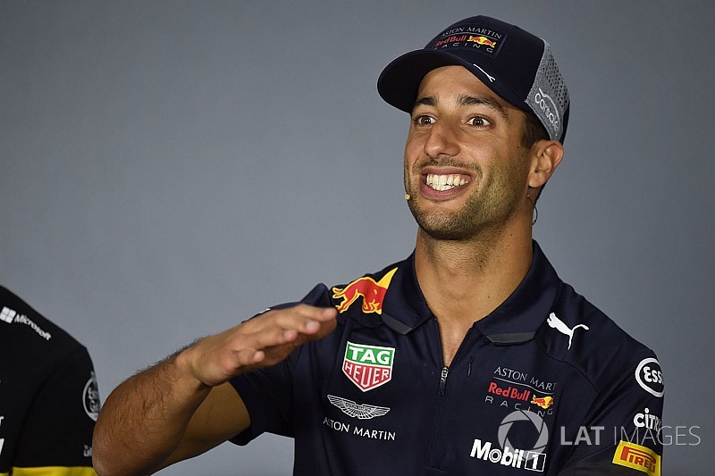 Ricciardo: Ferrari ile görüşmedim